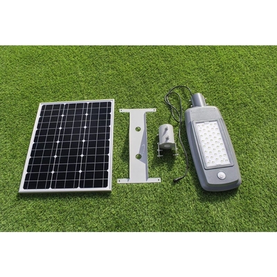 30W 140lm/w 고성능 태양 가로등 IP65는 분리된 높은 밝은 반을 방수 처리합니다