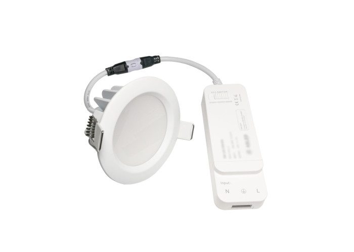 9W는 똑똑한 지도한 Downlights CCT 표면에 의하여 거치된 AC 200-240V 빠른 연결관을 방수 처리합니다